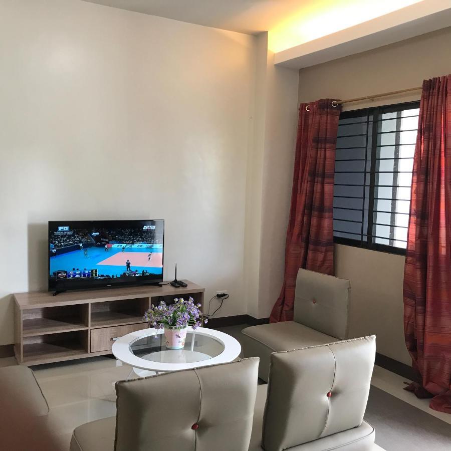 Sajo Plaza & Residences Илоило Экстерьер фото